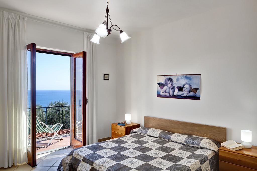 Matisse Nerano By Gocce Apartment Marina del Cantone Room photo